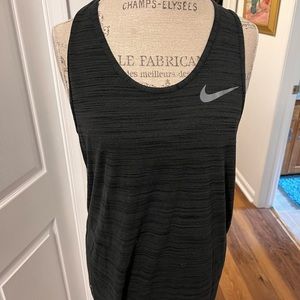 Nike Mens tank